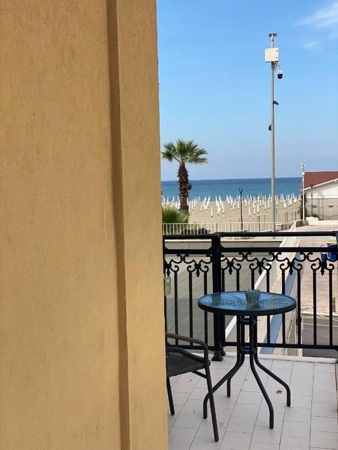 La Perla Nera Panzió Margherita di Savoia Kültér fotó